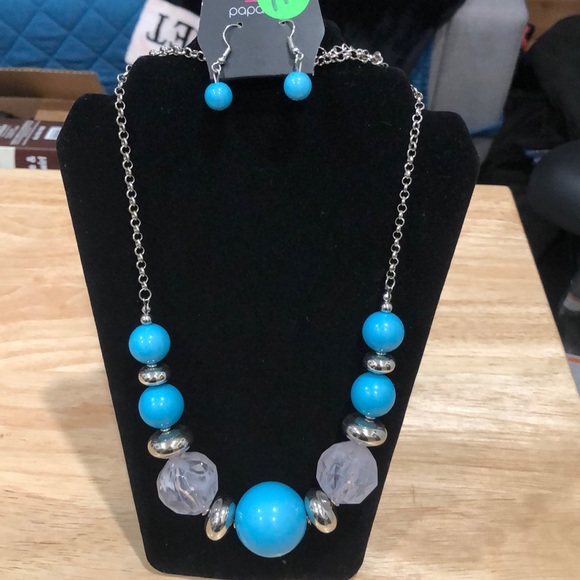 Short neckless blue clear frosted needs - Picture 3 of 4